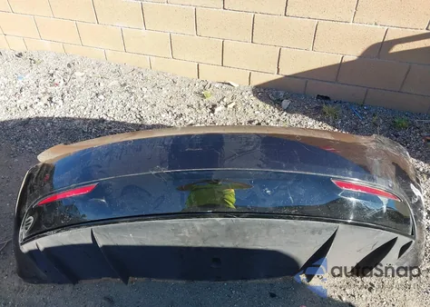 2016 Tesla Model S 60D/70D/75D/85D/90D z USA, uszkodzony, nr VIN 5YJSA1E29GF137391